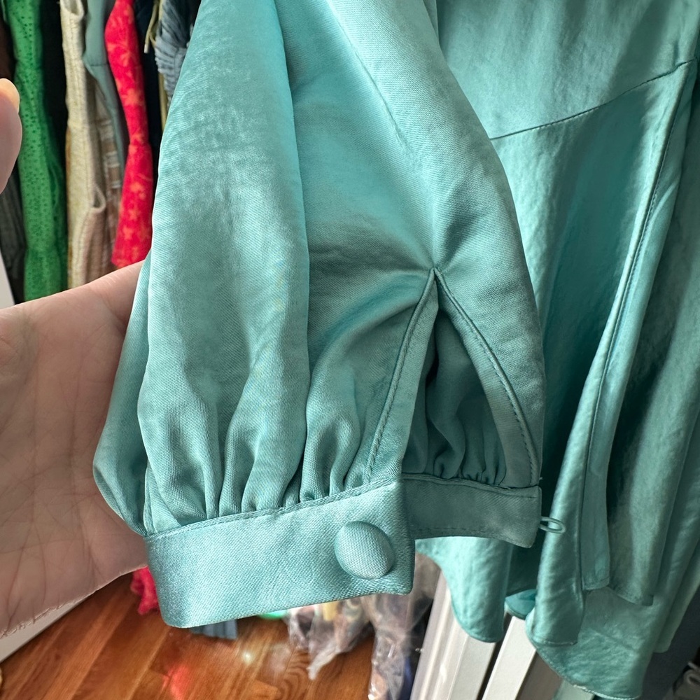 Elegant Teal Wrap Dress - Picture 5 of 7